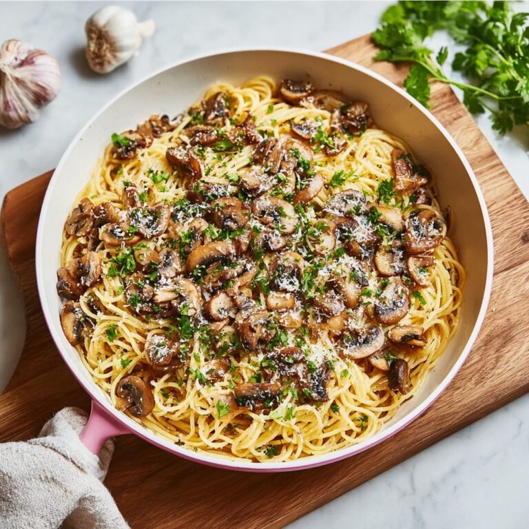 Easy Mushroom and Garlic Spaghetti Dinner in 15 Minutes Recipe